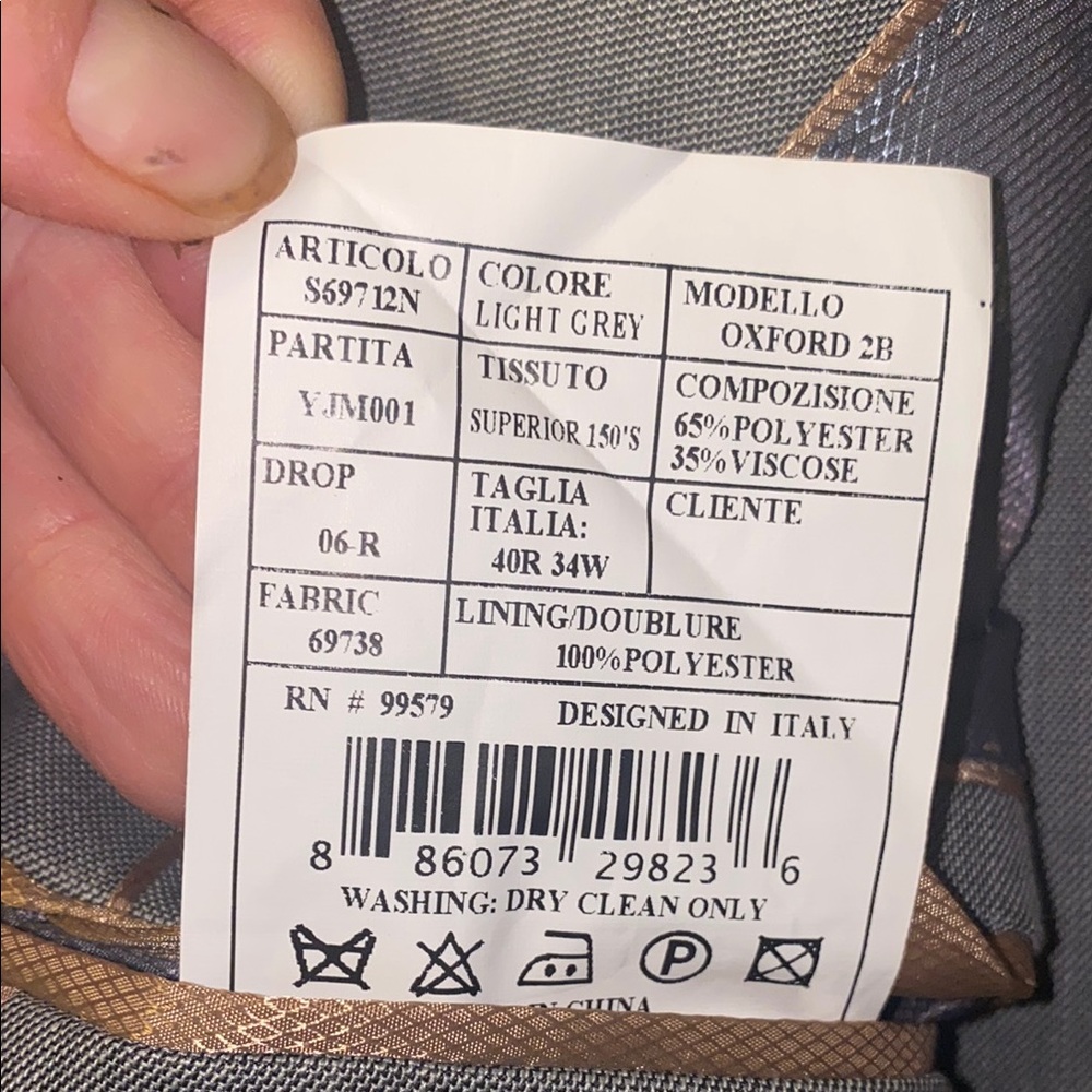 Caravelli Italy Classic Gray Suit with Notched Lapels Men 40R 34W - Picture 4 of 13